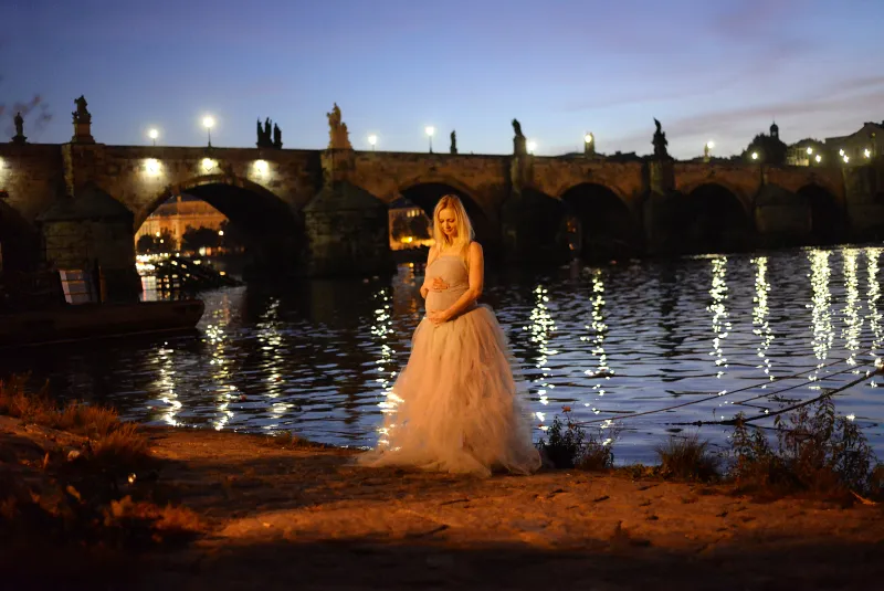 Těhotenské focení exteriér - Monika Novotná Photography